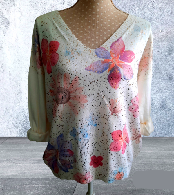 Pull femme fleurs et doré Encolure V