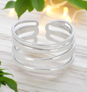 Bague 5 anneaux entrelacés couleur Argent