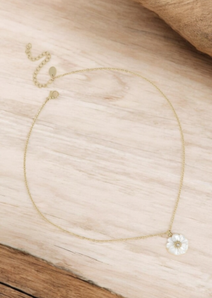 Collier fleurs en pierre naturelle et oxyde de zirconium