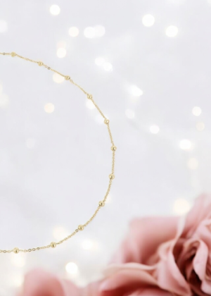 Collier en chaîne Forçat et boules couleur or