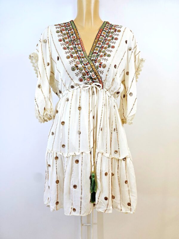 Robe Courte Bohême Beige Broderies Florales