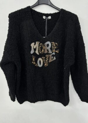 Pull noir femme encolure V - inscription léopard "MORE LOVE "