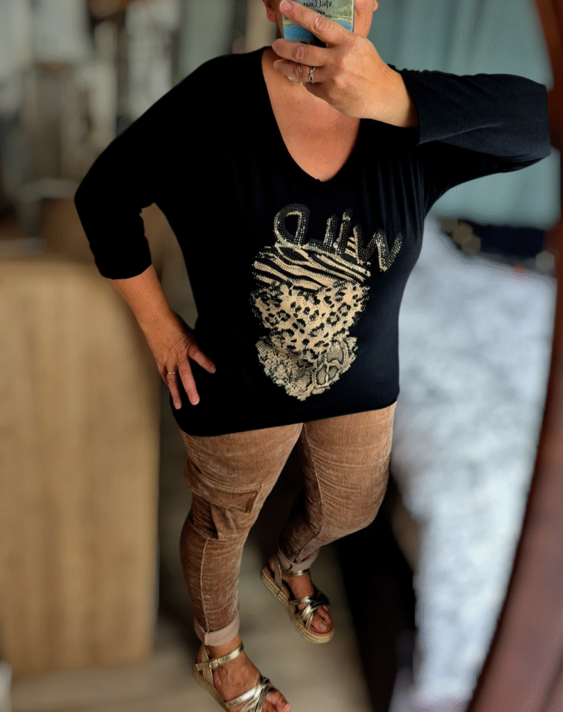 Tunique femme coton imprimé cœur léopard WILD – Taille unique 36/46 – Noire ou beige.