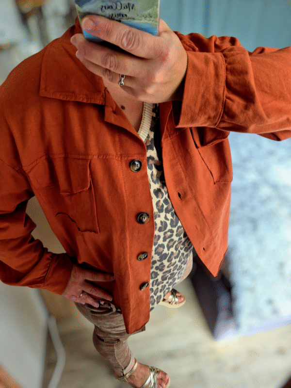 Veste femme à boutons en coton rouille