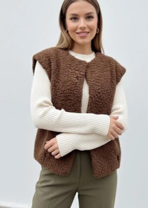 Gilet sans manches marron effet mouton – Tendance & confort