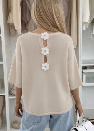 Pull Beige Col V - Dos Ouvert avec Fleurs Bijoux